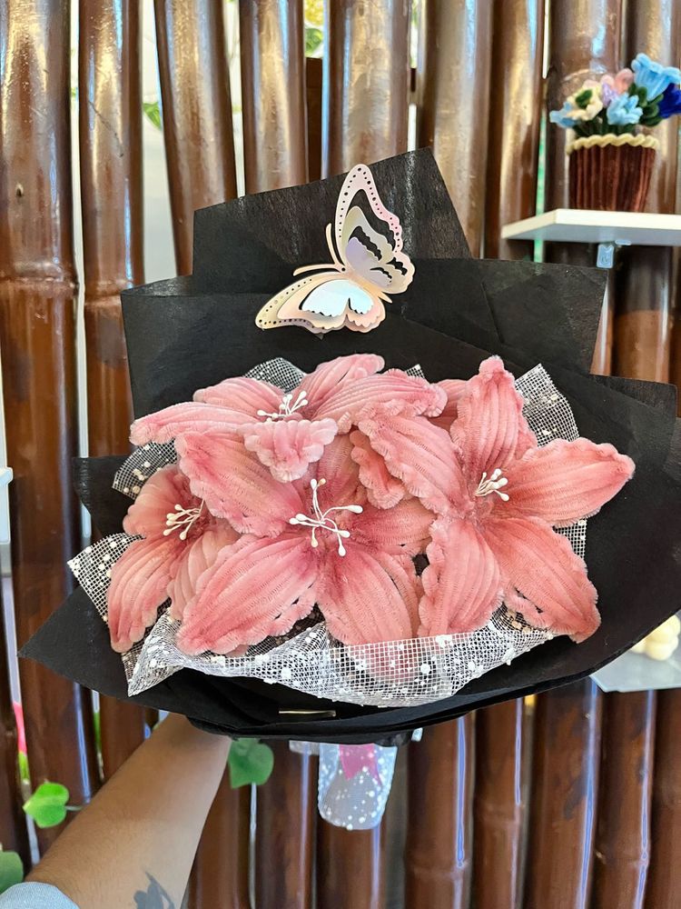 Elegant Pink Flower Bouquet with Butterfly