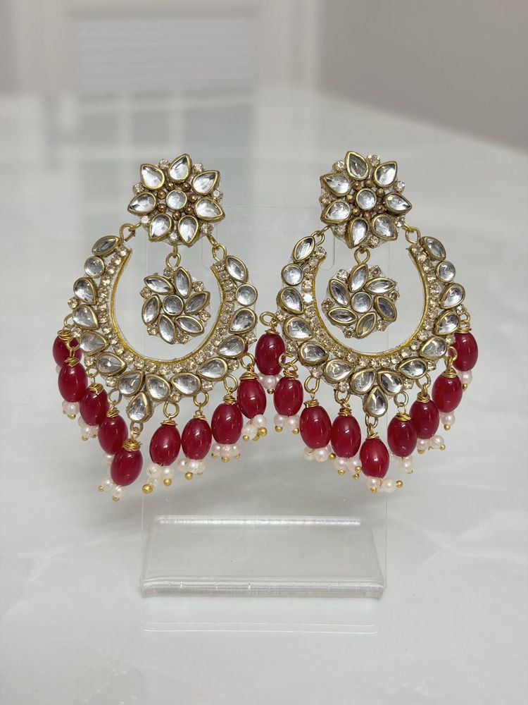 HANDCRAFTED LIGHTWEIGHT earring