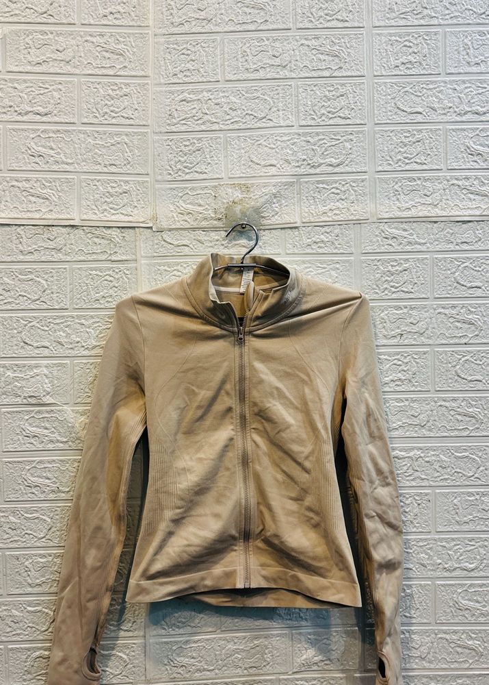 🇯🇵 Uniqlo imported Zip Activewear Jacket