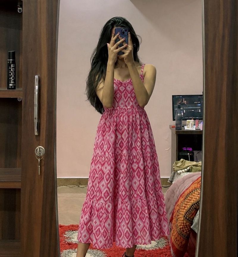 Most Gorgeous Chic Pink Print Midi Dress