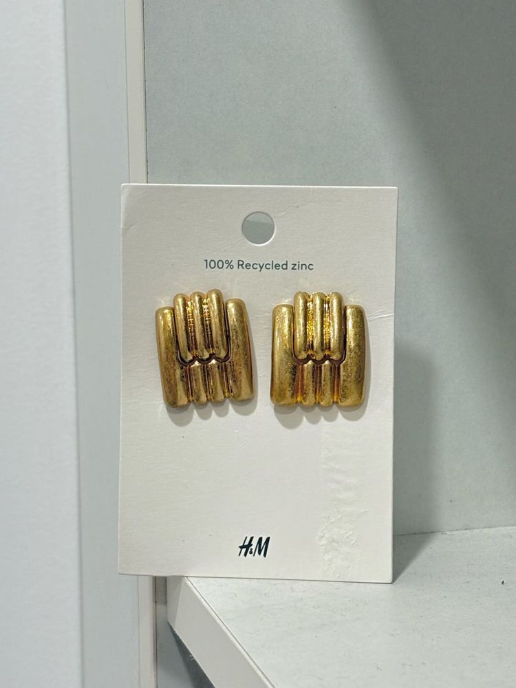 H&amp;M Gold Earrings