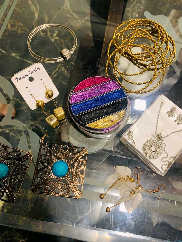 Assorted Fashion Jewelry Lot