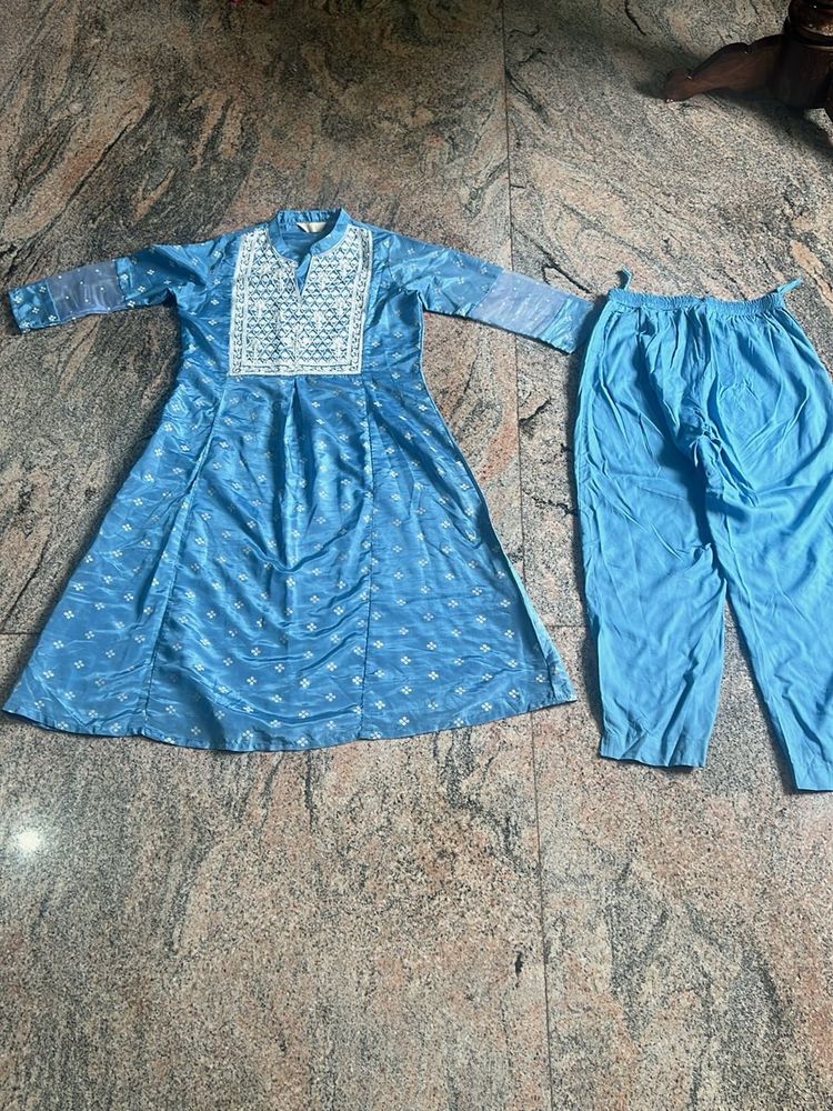 Blue Kurta Set with White Embroidery