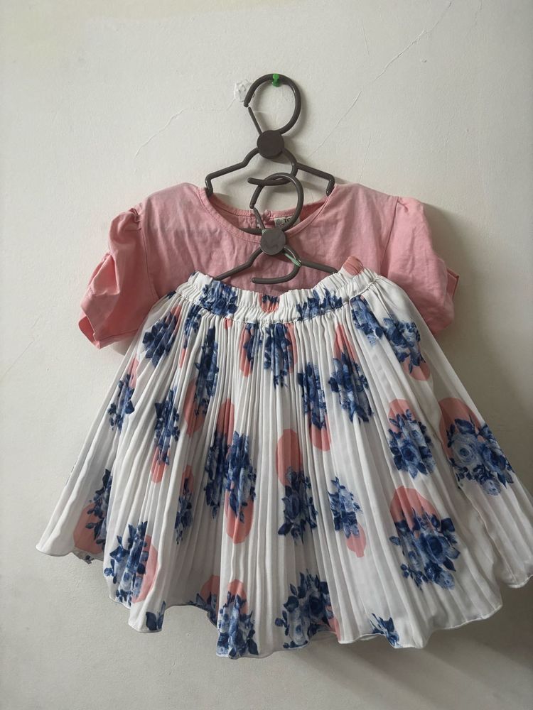 Puff-Sleeve Tee + Floral Pleated Skirt