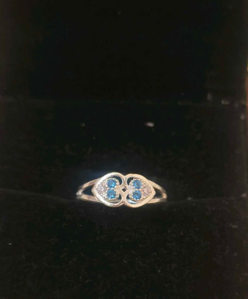 Charming Silver Ring with Blue Stones