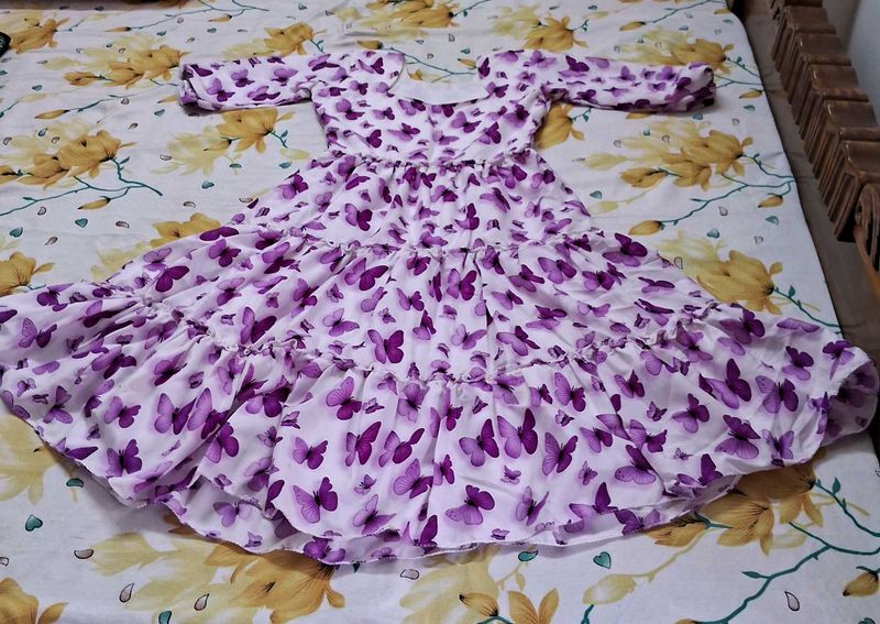Chic Butterfly Print Tiered Midi Dress