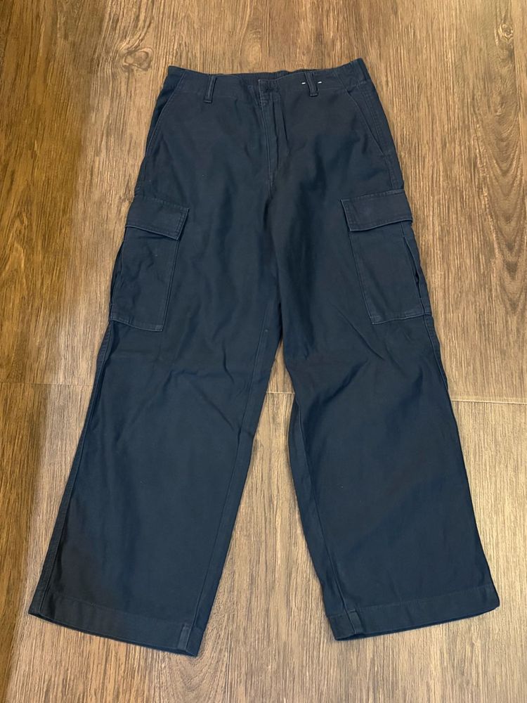 [uniqlo] black cargo pants