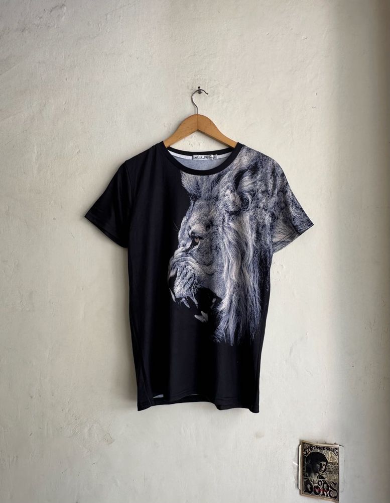 Bold Lion Big Graphics Baby tee