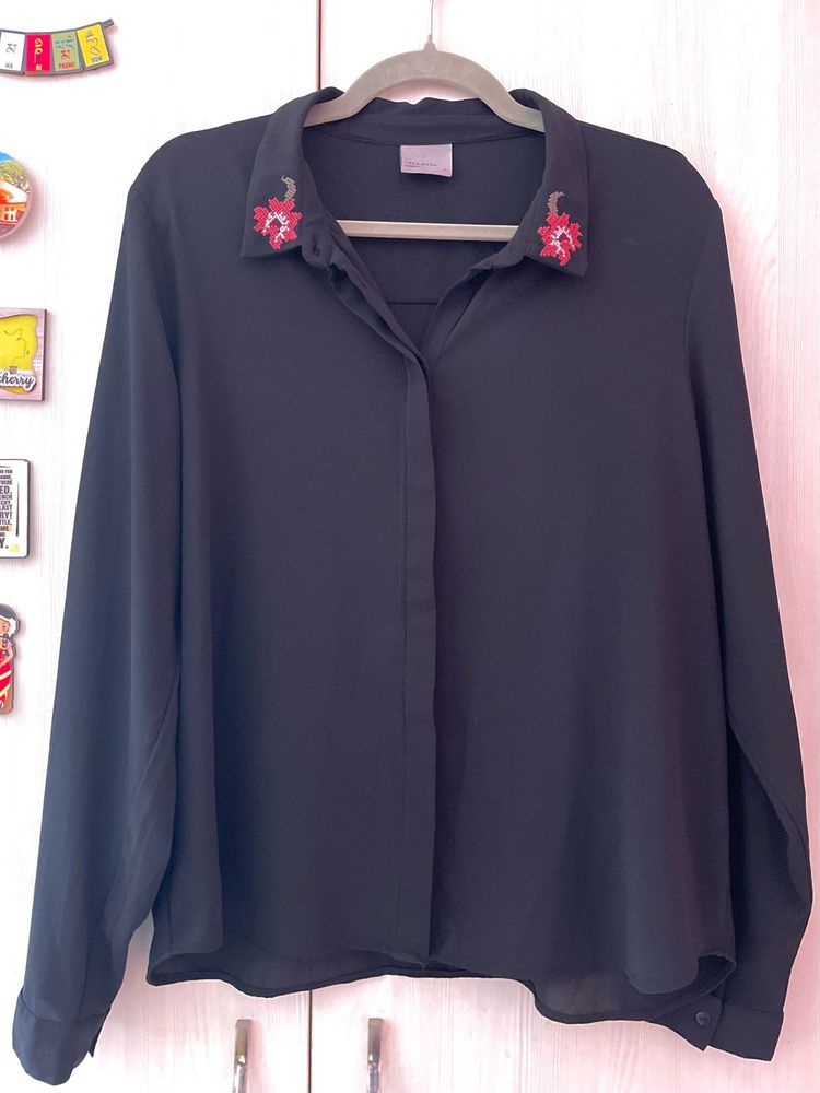 Vero Moda Embroidered Collar Black Shirt