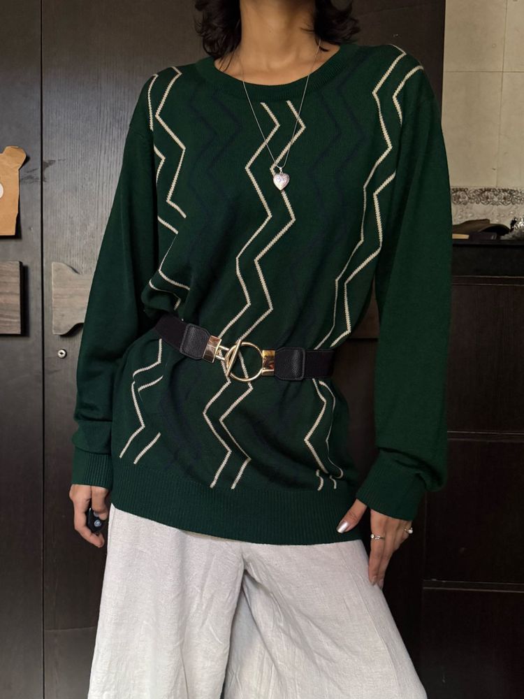 Unisex Dark green knit sweater