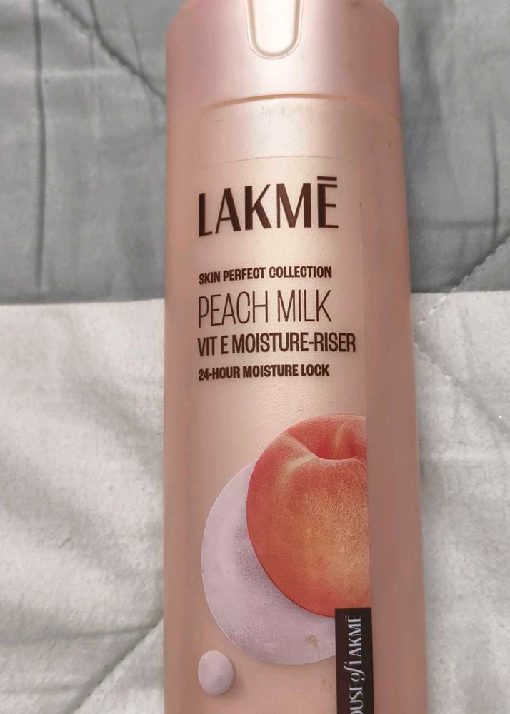 Lakme Peach Milk Moisturizer