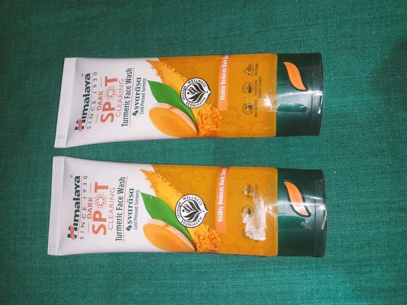 Himalaya Dark Spot Clearing Turmeric Face Wash