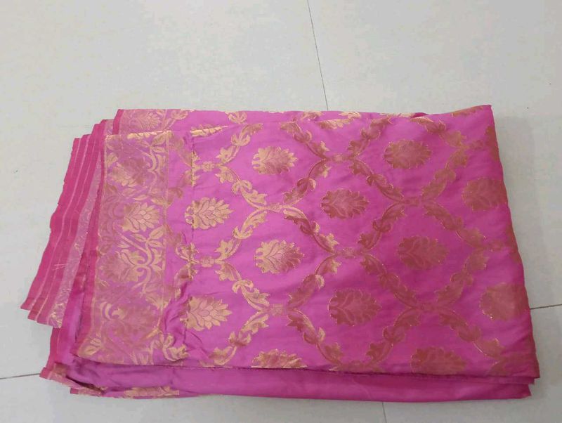 Pink Banarasi saree