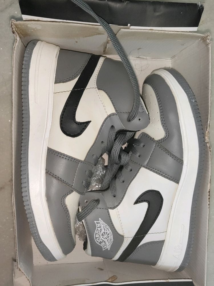 Air Walk Shoes