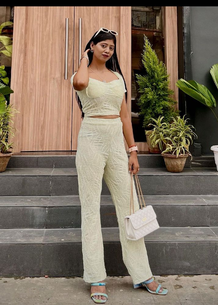 Stylish Textured Crop Top &amp; Pants Set