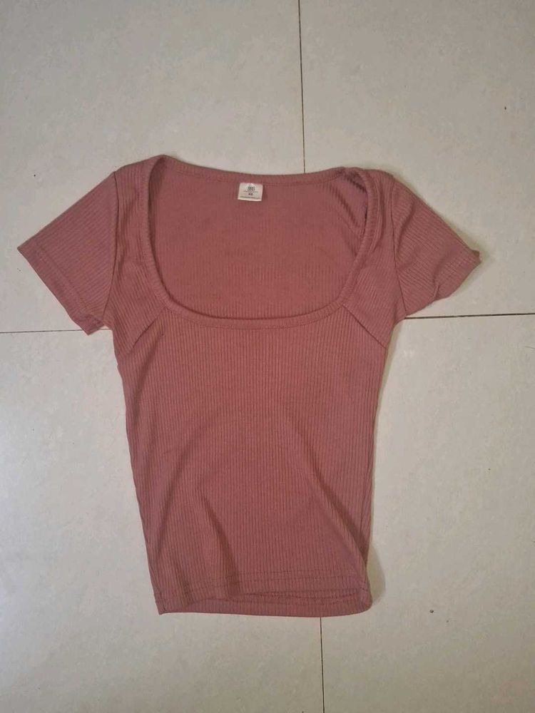 Bundle of tops, crop top, pullover and cropped s