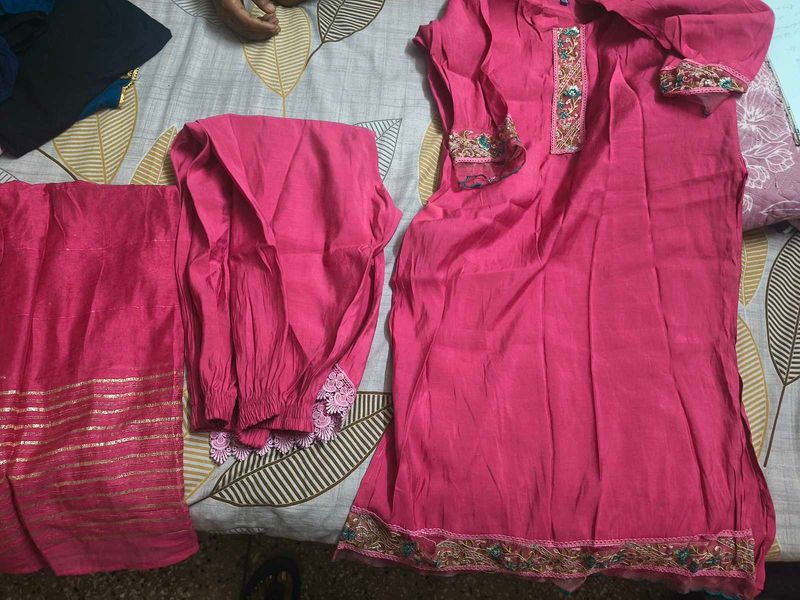 Beautiful Pink Kurta with Pants Set in XL size