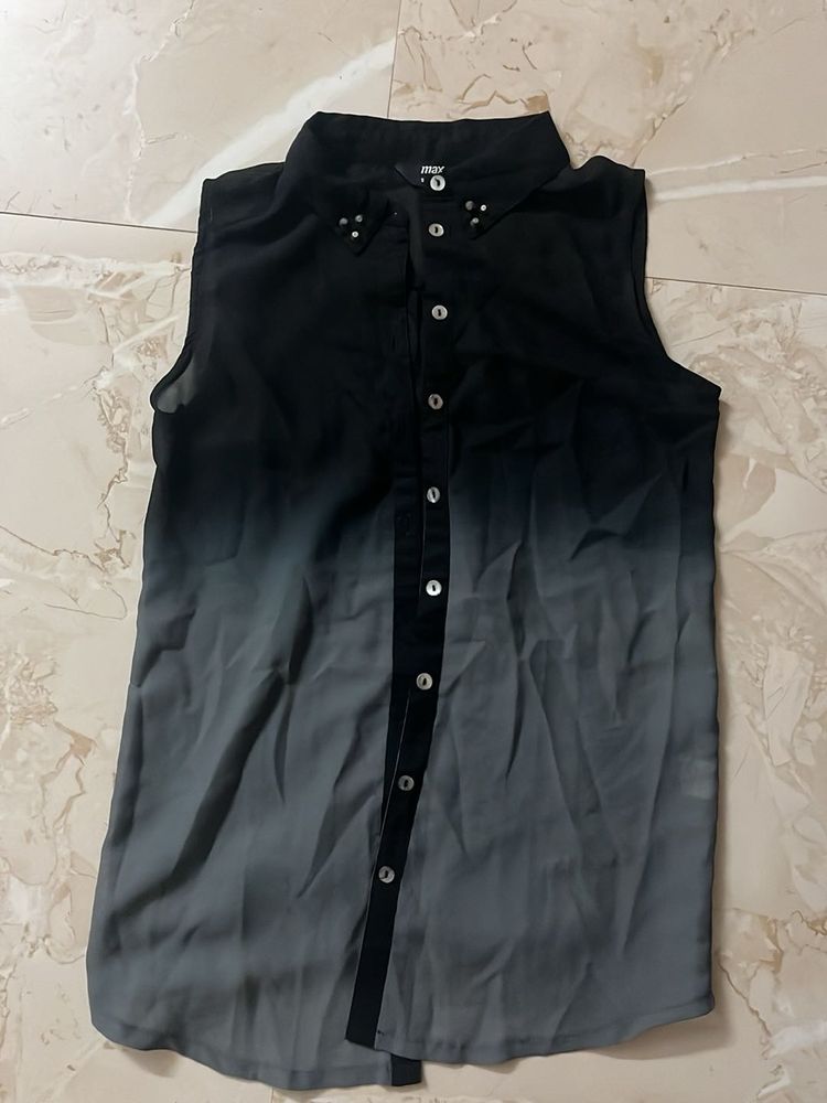 Sleeveless Ombre Collared Shirt