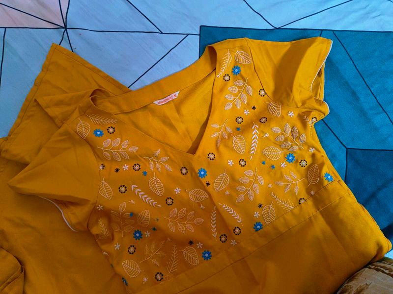 Yellow Kurta Set with Floral Embroidery