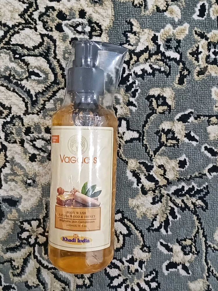Khadi India Sandalwood &amp; Honey Body Wash