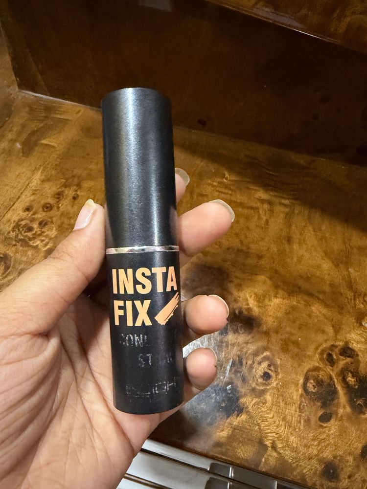 Insta Fix Concealer Stick