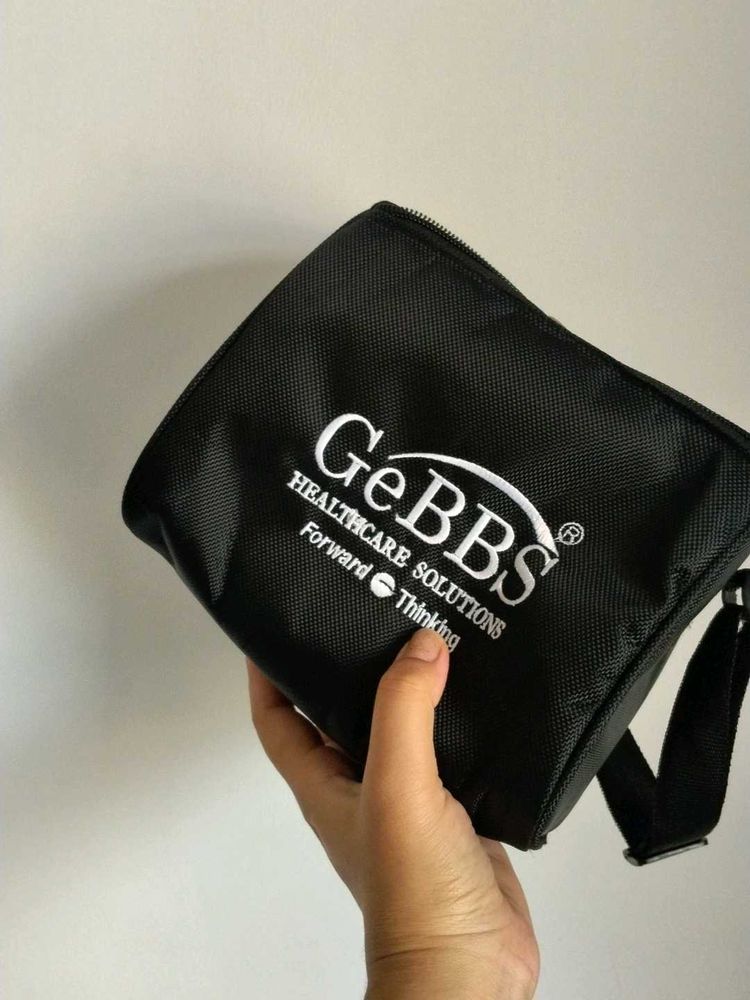 small bag to carry tiffin