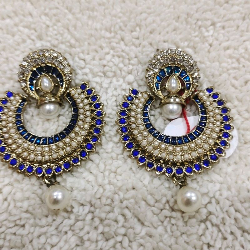 Pearl earings