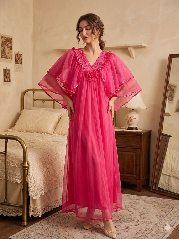 Elegant Pink vintage Nightgown