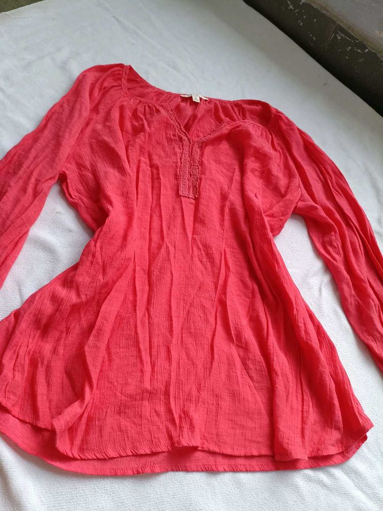 Coral Textured V-Neck Top