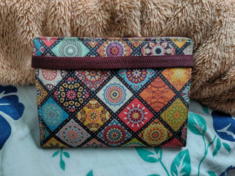 Embroidered Print Purse