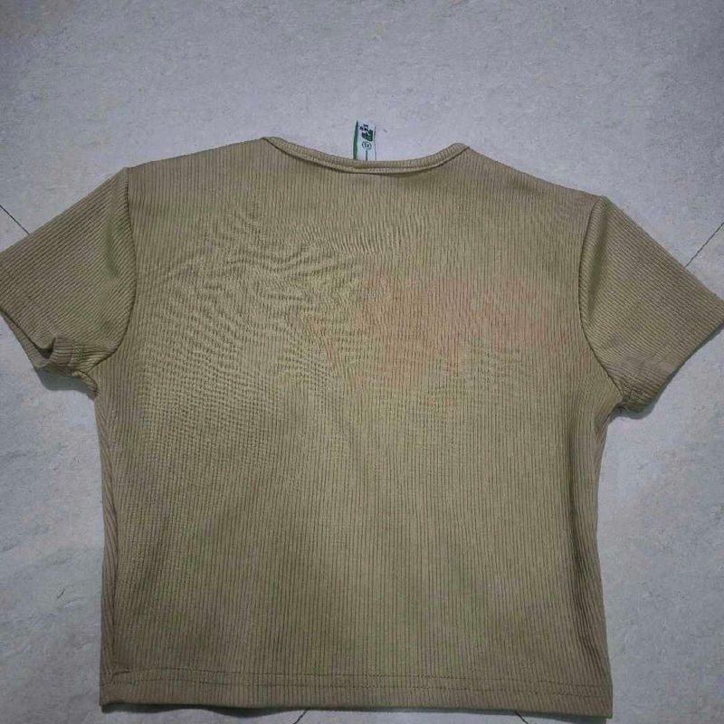 Ribbed Knit Cropped Top