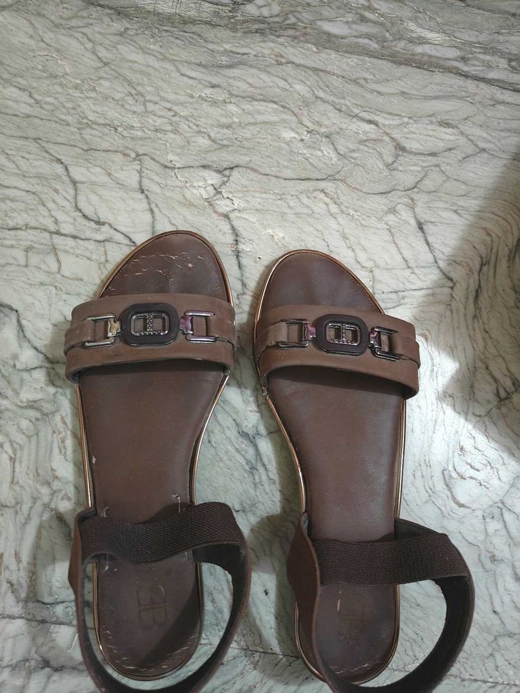 Women's Brown Flat Sandals