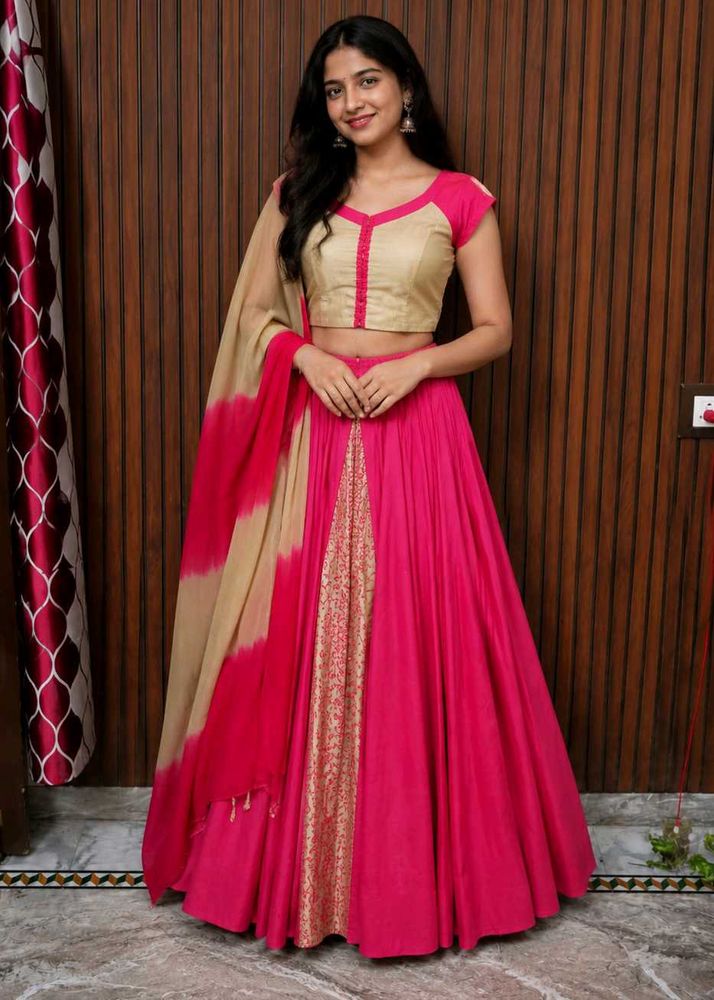 Women Beautiful Lehnga Choli ❤️💕