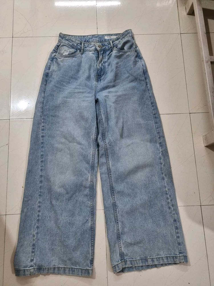 Light Wash Wide Leg Jeans