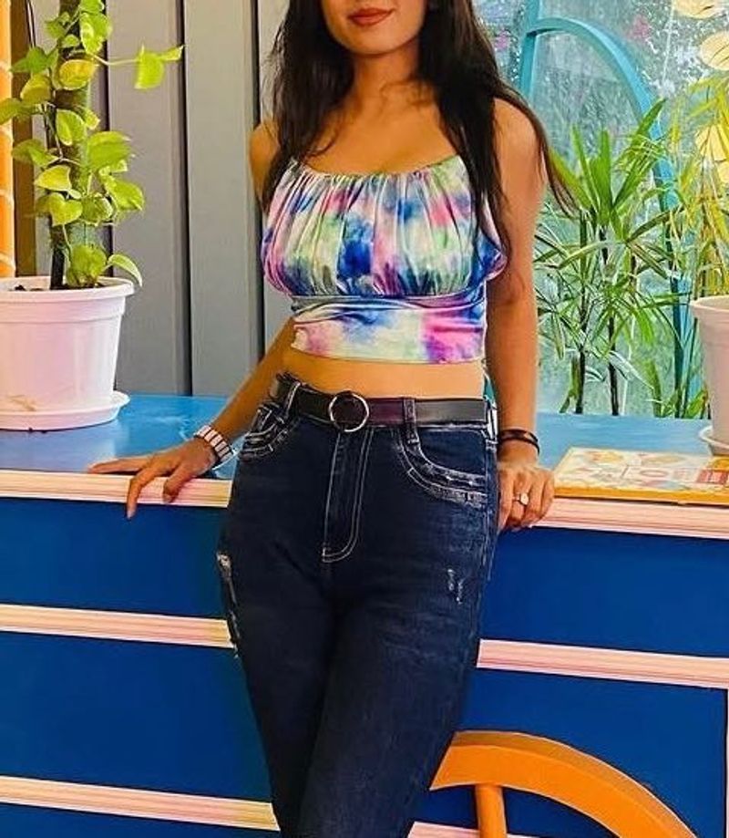 Stylish Tie-Dye Crop Top