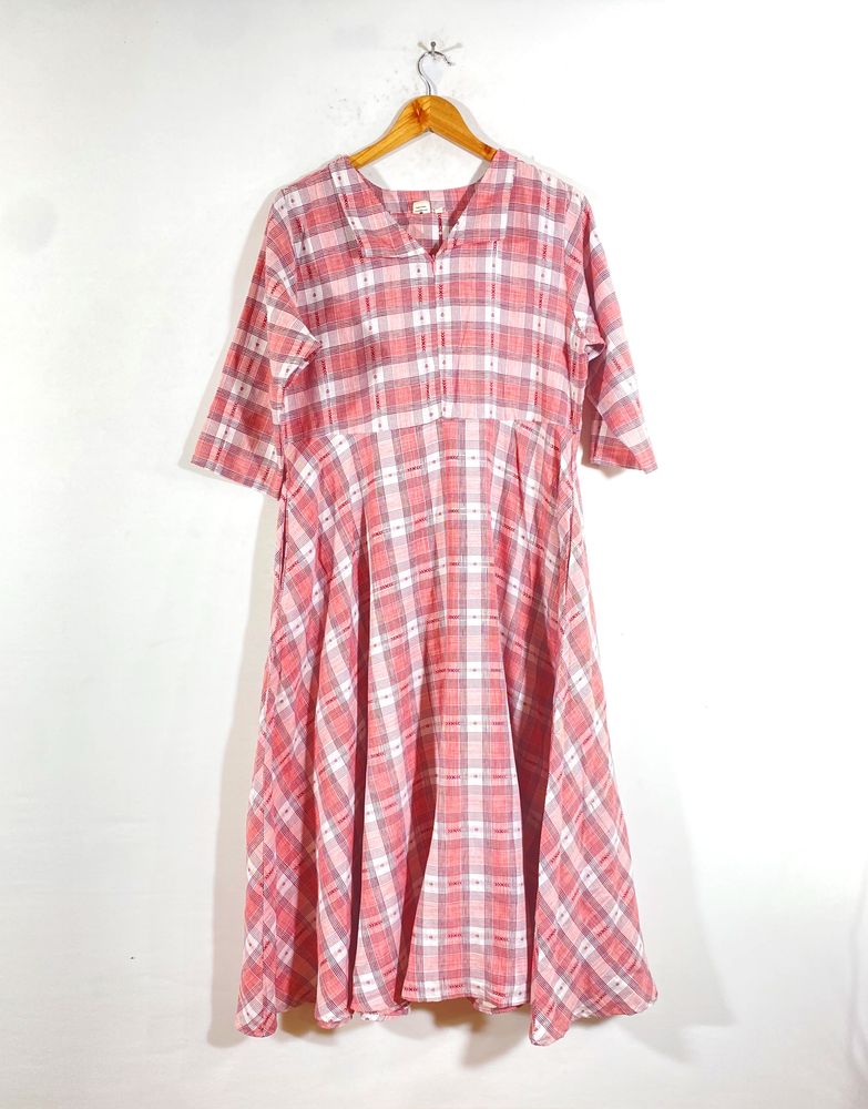 Red Maternity