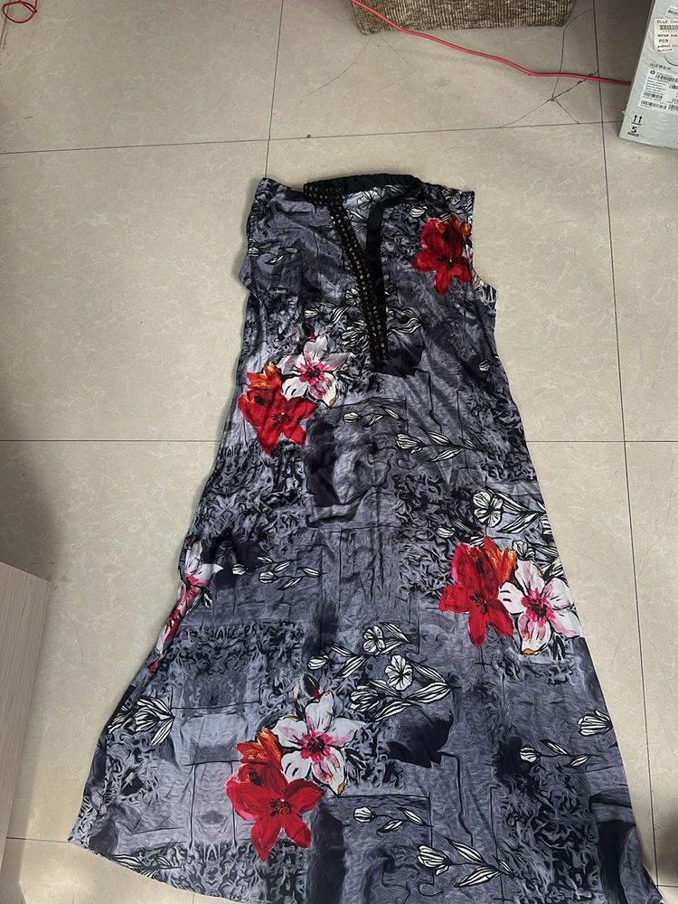 Elegant Floral Print Kurta