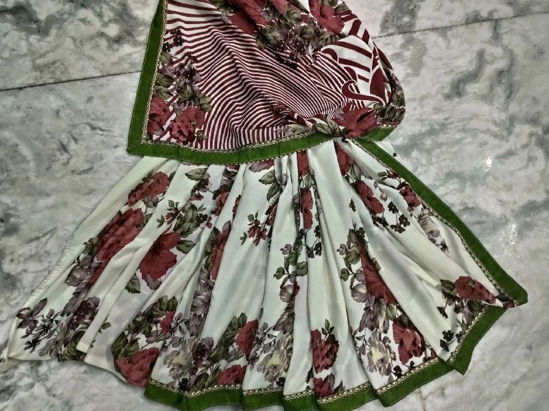 White, Multi Floral print Soft Georgette Saree