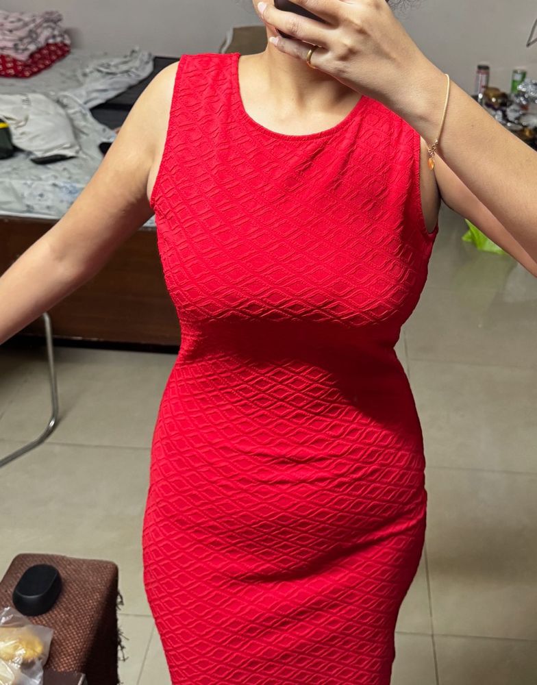 Forever 21 Red Sleeveless Dress