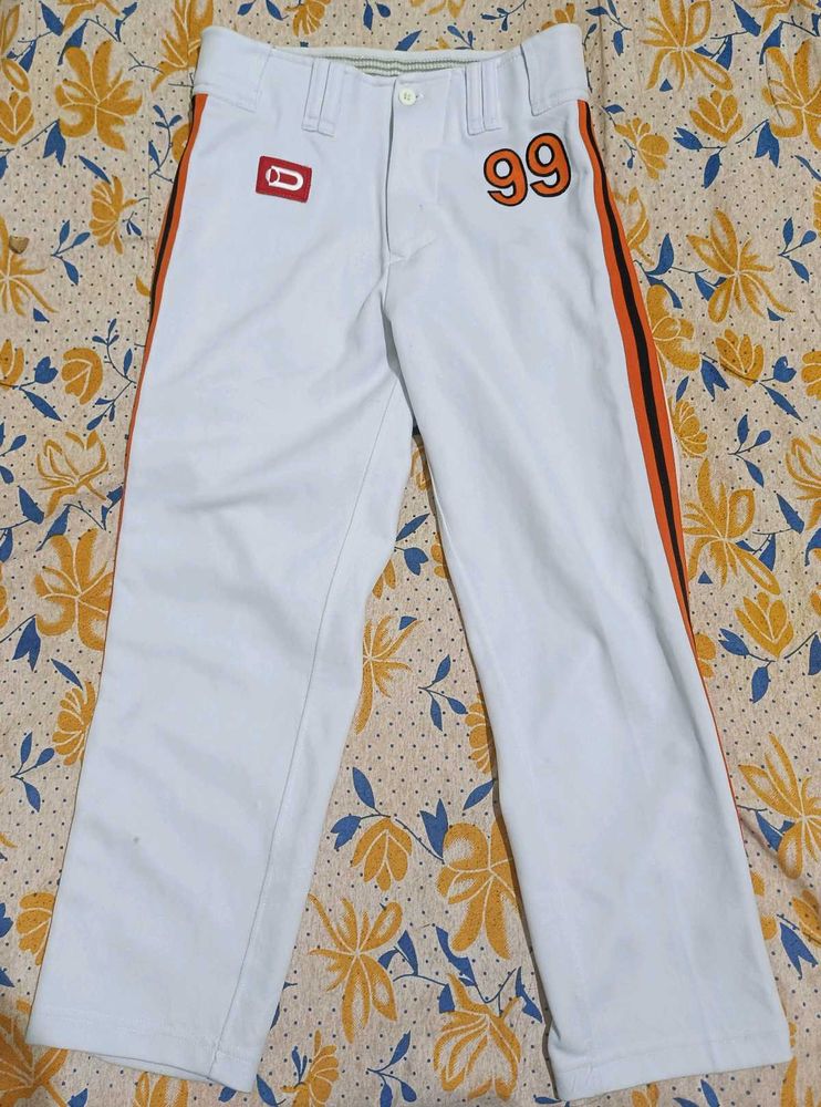 Stylish White Pants with Details