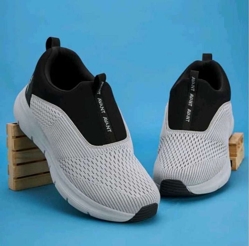 Avant Slip-On Knit Sneakers
