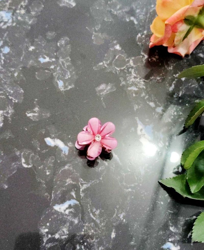 Pink Flower Hair Clip🌸