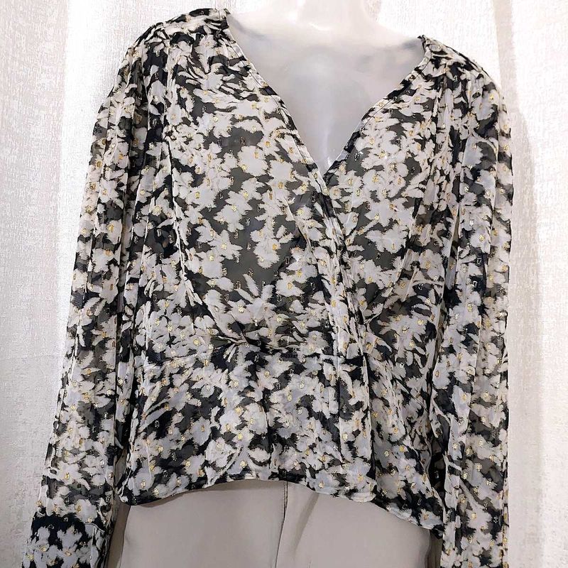 Formal floral blouse with gold shimmers