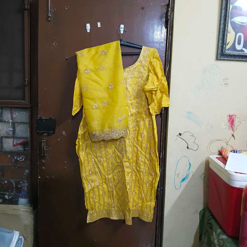 Elegant Yellow Kurta Set with Dupatta