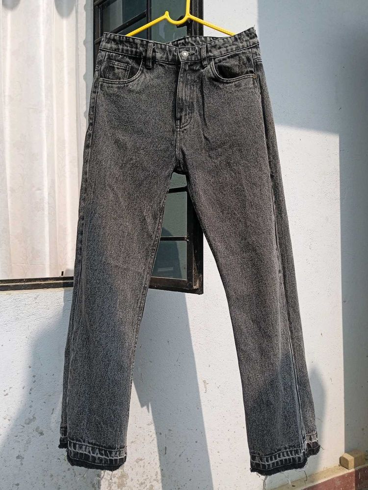 Grey straight fit Denim Jeans