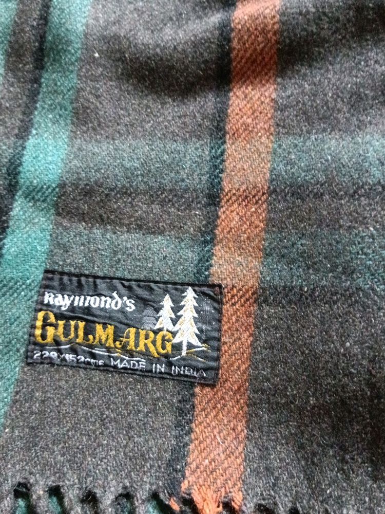 Raymond Blanket
