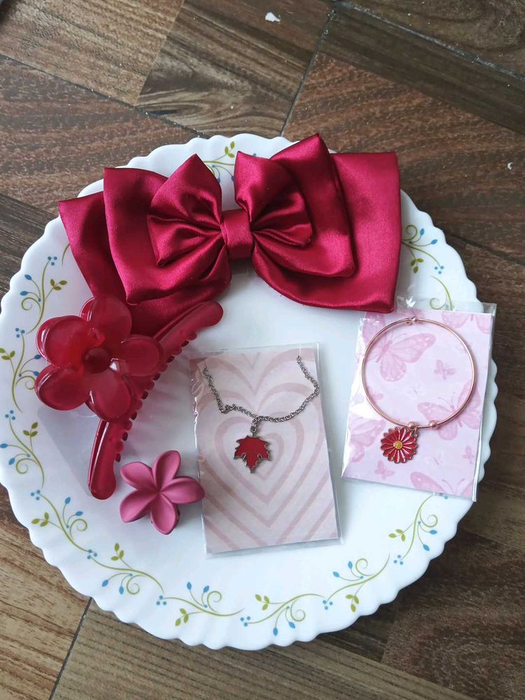 new hair accessories combo red colour