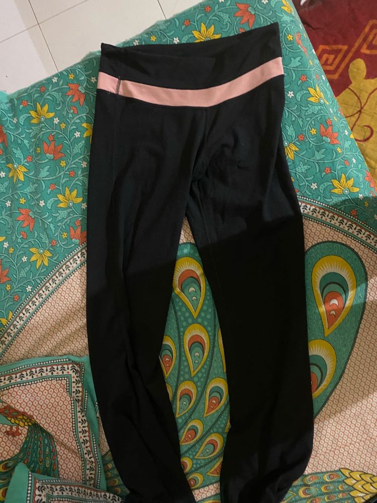 Black Activewear Leggings with Pink Stripe