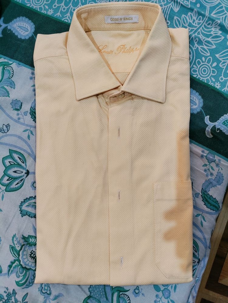 Louis Phillips Solid Peach Colour Shirt