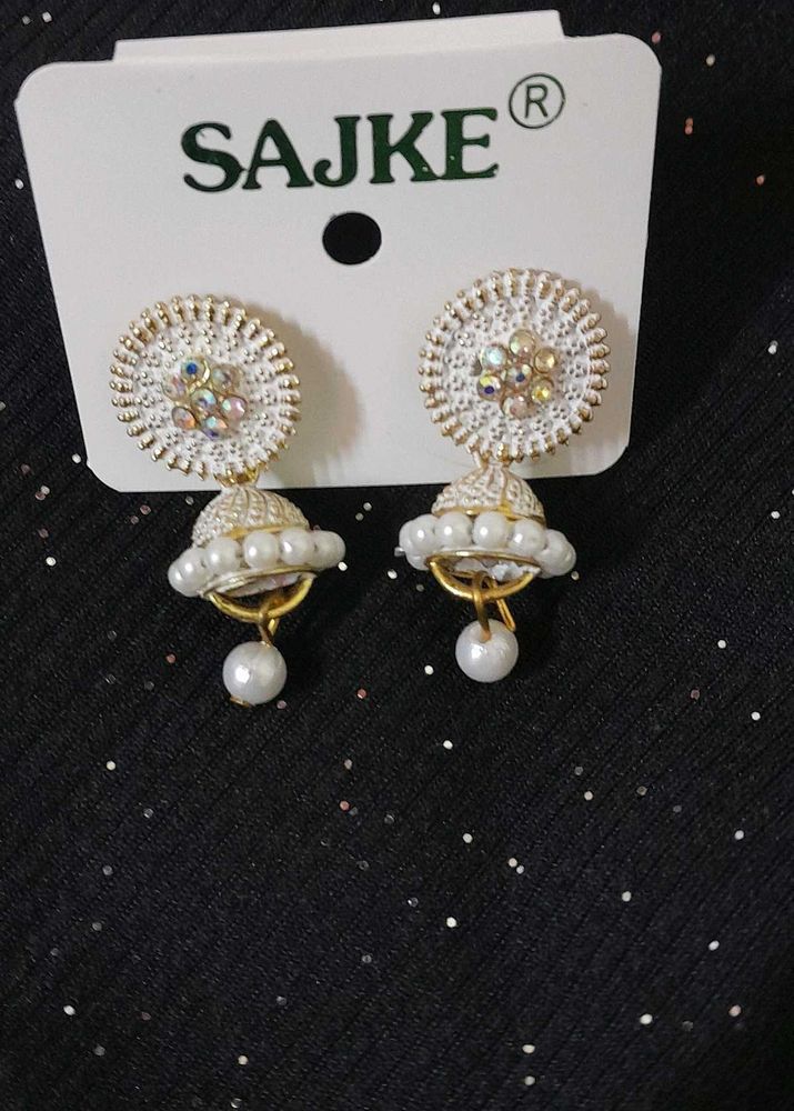 SAJKE Pearl Jhumka Earrings